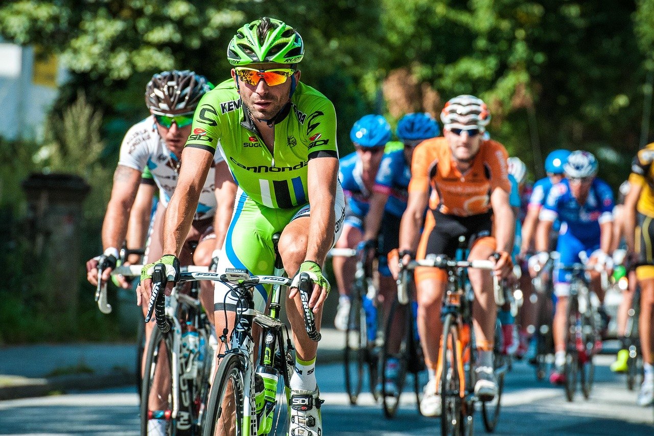 cycling, road bike, bicycle, wheel, road bikes, to go biking, sports, cyclist, racing, cycle, cycling races, speed, group, high performance sport, team, ride, competition, quickly, bike racing, move, professional athletes, professional road bicycle racer, athletic, human, active, professional sport, outdoors, moving, activity, run, fitness, cycling, cycling, cycling, cycling, cycling